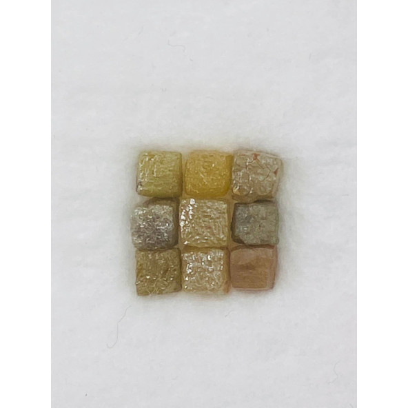 Set 9 prírodných surových diamantov RD0016