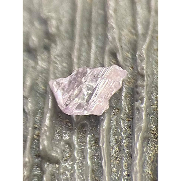 Prírodný ružový surový diamant 0,1 ct RD0008(4)