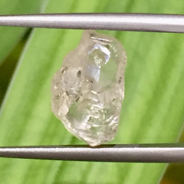 Prírodný surový diamant 3,56 ct RD0011