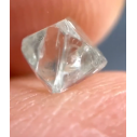 Prirodný surový diamant 0,64 ct